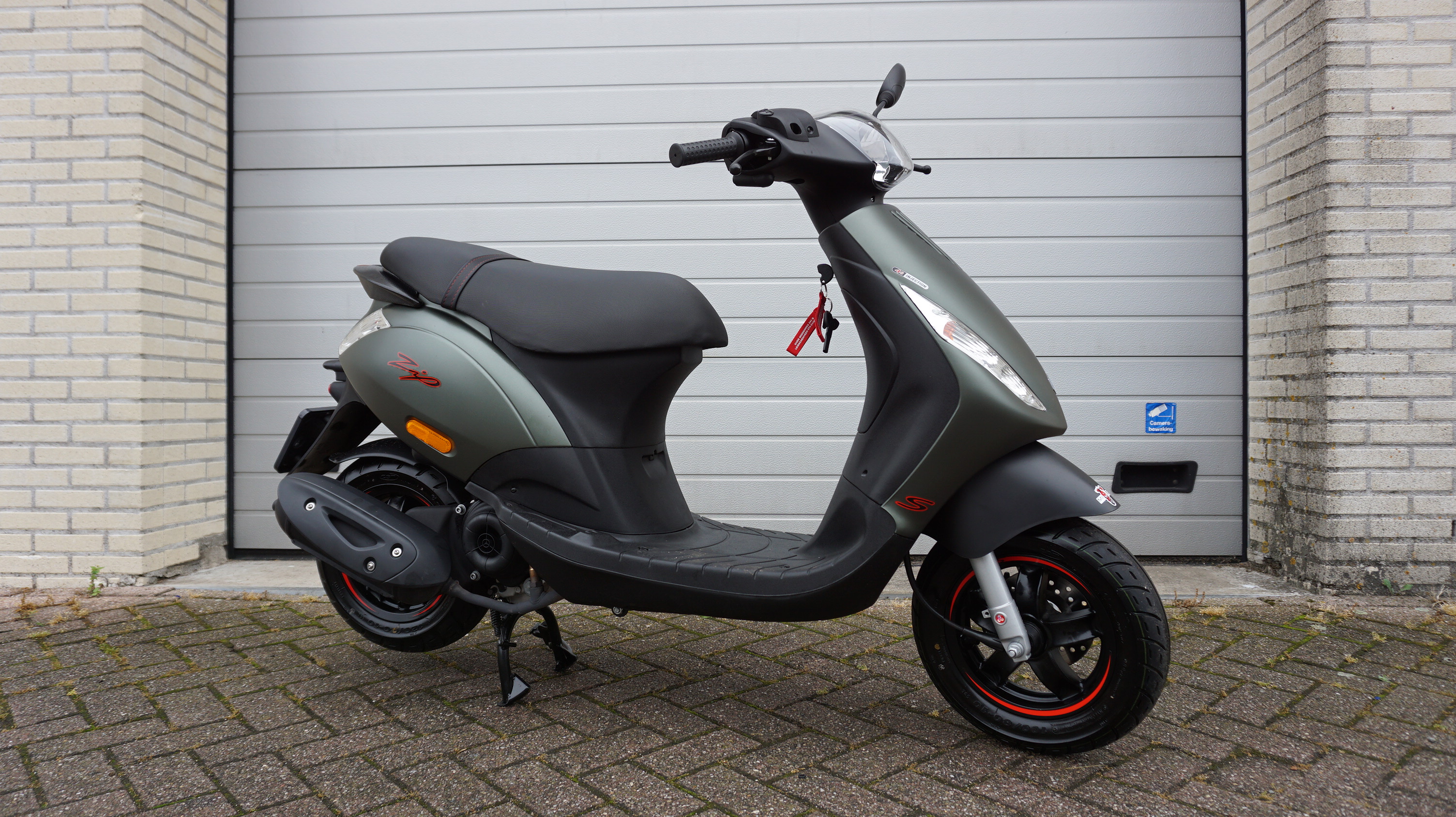 piaggio zip 4-takt 2020 snorscooter 25 km/uur den haag leidschendam delft