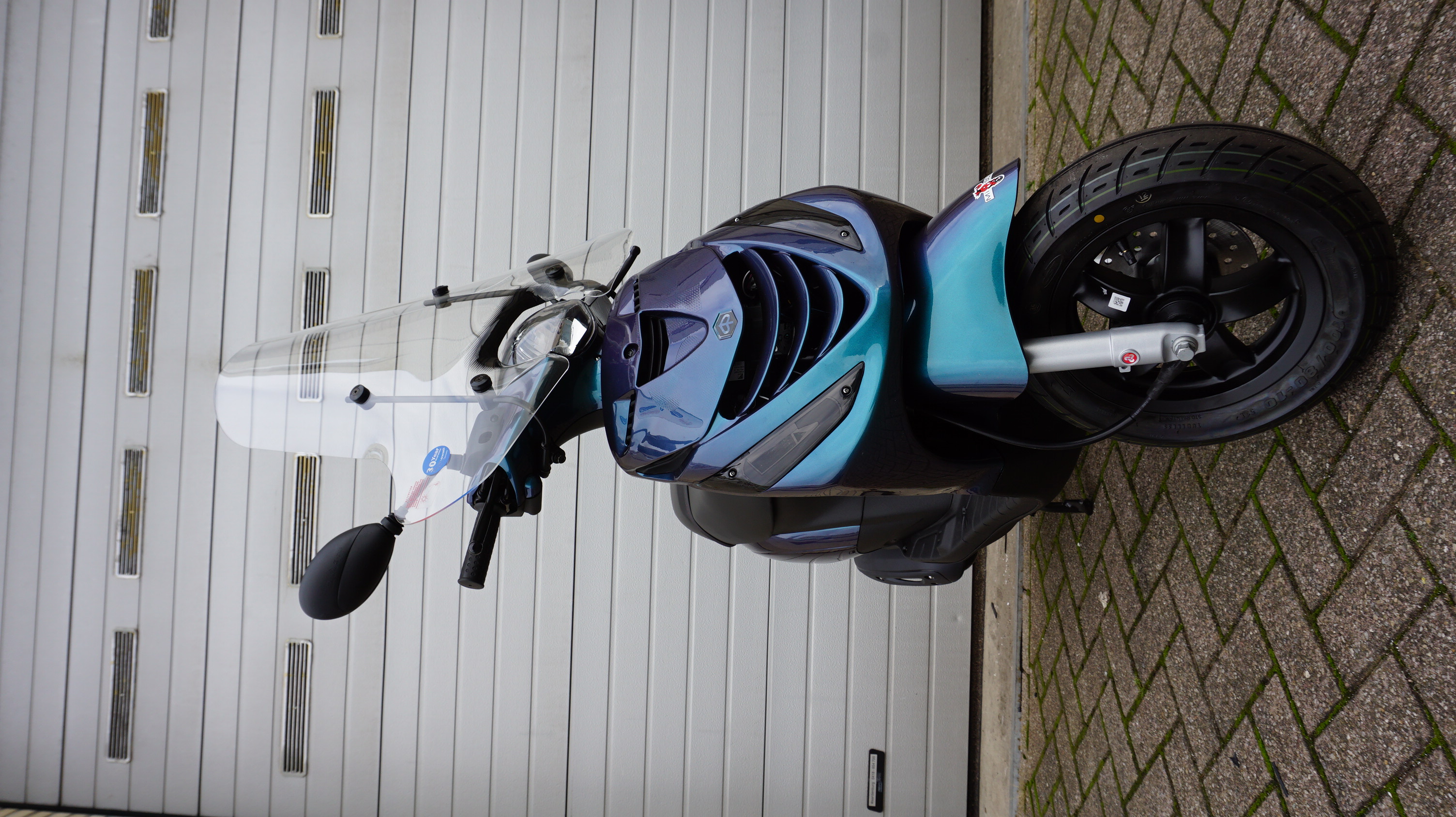vergeetachtig Betekenis Mechanica piaggio zip 4-takt Euro5 SP Special snorscooter windscherm den haag leidschenveen vergeetachtig Betekenis Mechanica piaggio zip 4-takt Euro5 SP Special snorscooter windscherm den haag leidschenveen