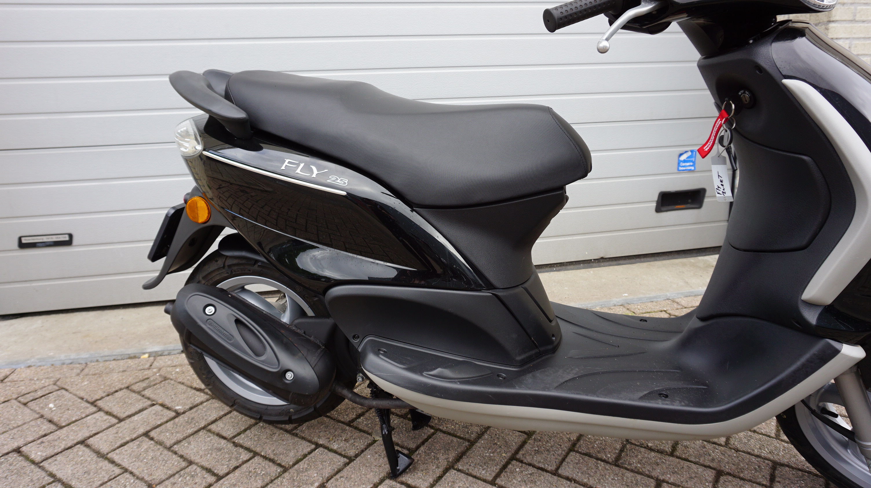Piaggio Fly 4T Snorscooter