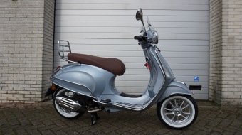 Vespa Primavera Grigio Special E5