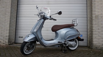 Vespa Primavera Grigio Special E5