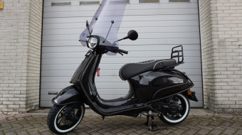 Vespa Primavera Black Edition Special Euro 5