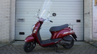 Kymco Sento Bromscooter incl windscherm