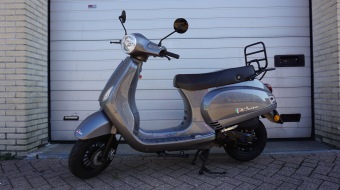 Mi Inverno Rome Bromscooter