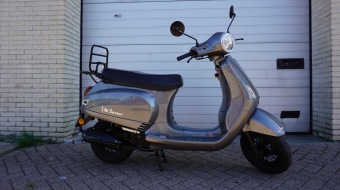 Mi Inverno Rome Bromscooter