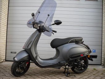 Vespa Sprint Sport Titanium Black Special Euro 4