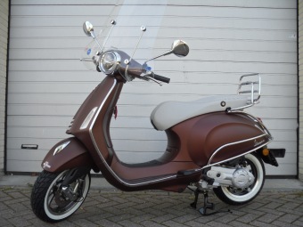 Vespa Primavera 50th Brown Special E4