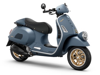 images/productimages/small/vespa-gtv-officina-8-310-3-4-ant-dx-scaled.jpg