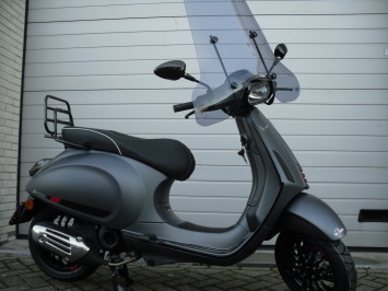 Vespa Sprint Sport Shinny Black Special Euro 4