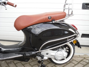 Vespa Primavera Black Sport Special Euro 5