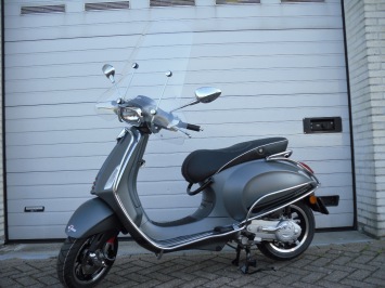 Vespa Sprint Titanium Sport Special