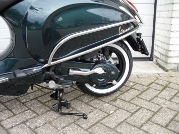 Vespa Primavera Racing Green Special