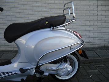 Vespa Primavera Touring Special