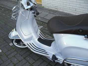 Vespa Primavera Touring Special