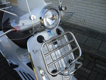 Vespa Primavera Touring Special