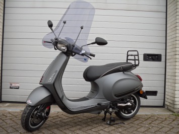 Vespa Sprint Sport Black Special