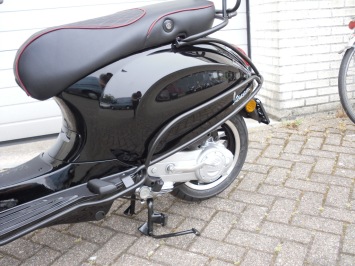 Vespa Sprint Black Sport Special