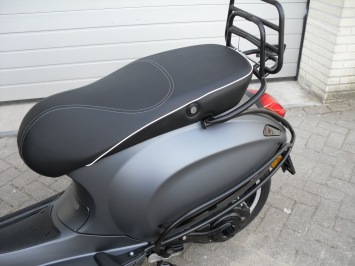 Vespa Sprint Sport Mat Black Special