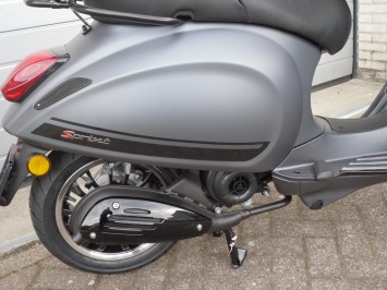 Vespa Sprint Sport Shinny Black Special