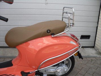 Vespa Primavera Special