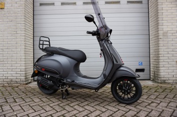 Vespa Sprint Sport Black Full Special Euro 5