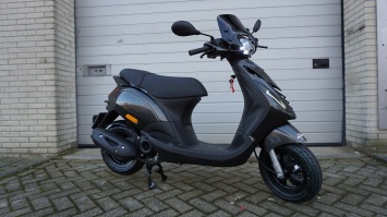 Piaggio Zip Special *Kleur naar keuze* 4-takt Euro 5