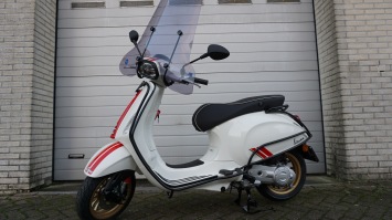 Vespa Sprint Racing Sixties Special Euro 5