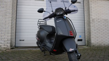 Vespa Sprint Notte Black Special Euro 5