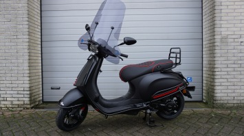 Vespa Sprint Notte Sport Special Euro 5