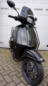 Vespa Sprint Lamborghini Black Special Euro 5