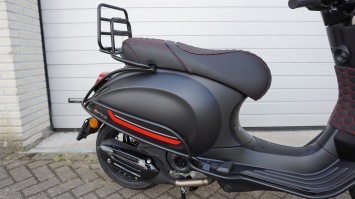 Vespa Sprint Notte Black RS Special Euro 5