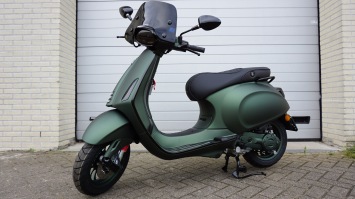 Vespa Sprint Candy Green Special Euro 5