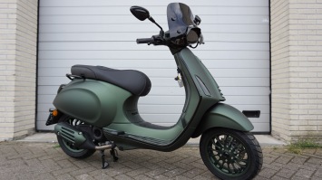 Vespa Sprint Candy Green Special Euro 5