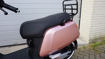 Niu NQI1 Sport Rose Gold Special elektrische scooter