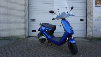 Niu MQI+ elektrische scooter
