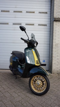 Vespa Sprint Sport Racing Sixties Special