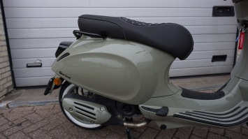 Vespa Sprint Kaki Green Special Euro 5