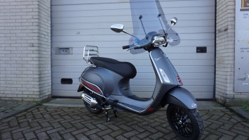 Vespa Sprint Titanium Special Euro 5 