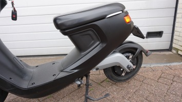 Niu M1 elektrische scooter