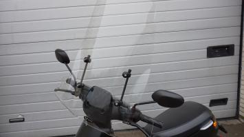 Niu M1 elektrische scooter