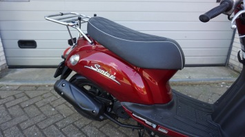 Kymco Sento Bromscooter incl windscherm