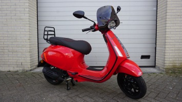 Vespa Sprint FL Euro 5+ Special Red