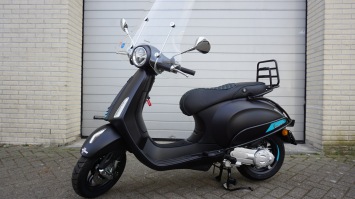 Vespa Primavera Sport Blue Special E5+ facelift