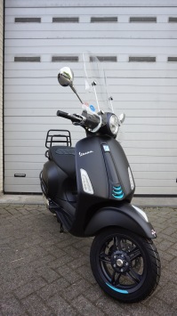 Vespa Primavera Sport Blue Special E5+ facelift