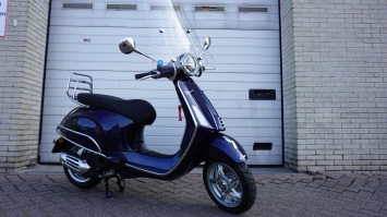 Vespa Primavera Marine Special E5+ facelift