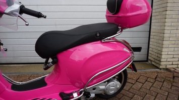 Vespa Sprint Pink Special Full Option