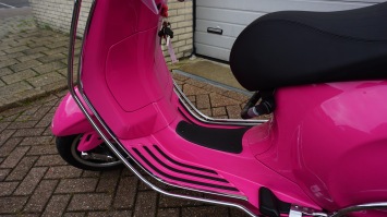 Vespa Sprint Pink Special Full Option