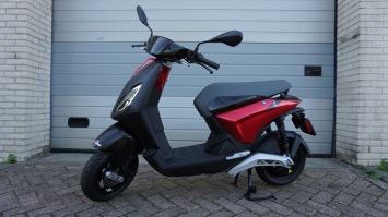 Piaggio One+ Elektrisch Demo scooter