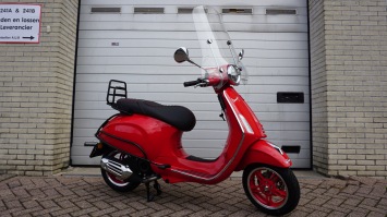 Vespa Primavera RED Special E5+ facelift
