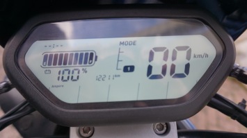 Niu NQI Ext Range elektrische brom scooter incl koffer